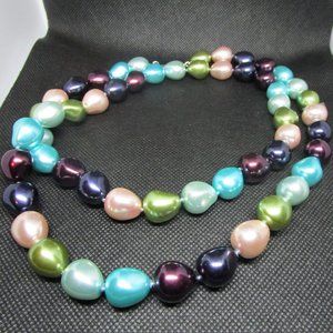 Multicolored Pearl Bead Necklace
